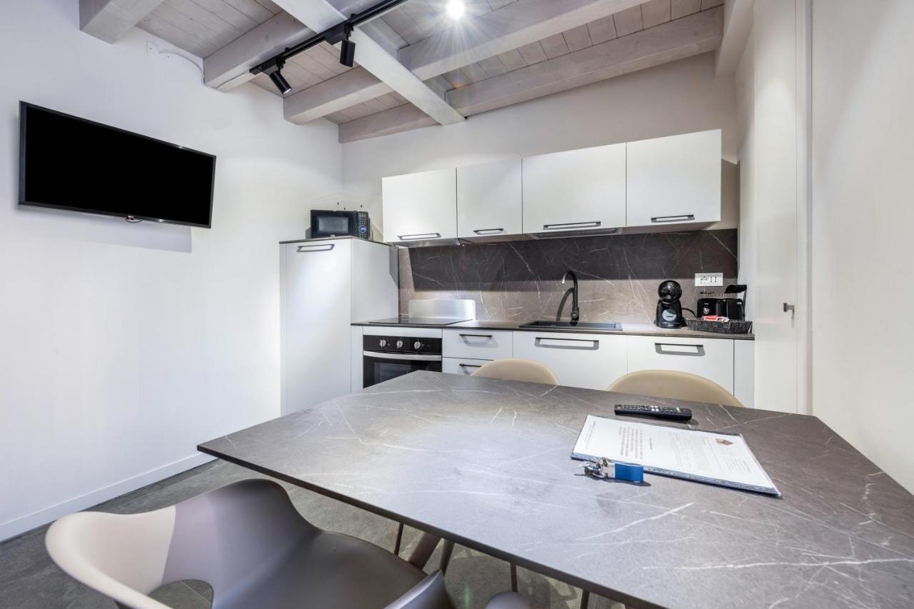 La Casa Incartata - Carta Da Zucchero Toscolano Maderno Exterior foto